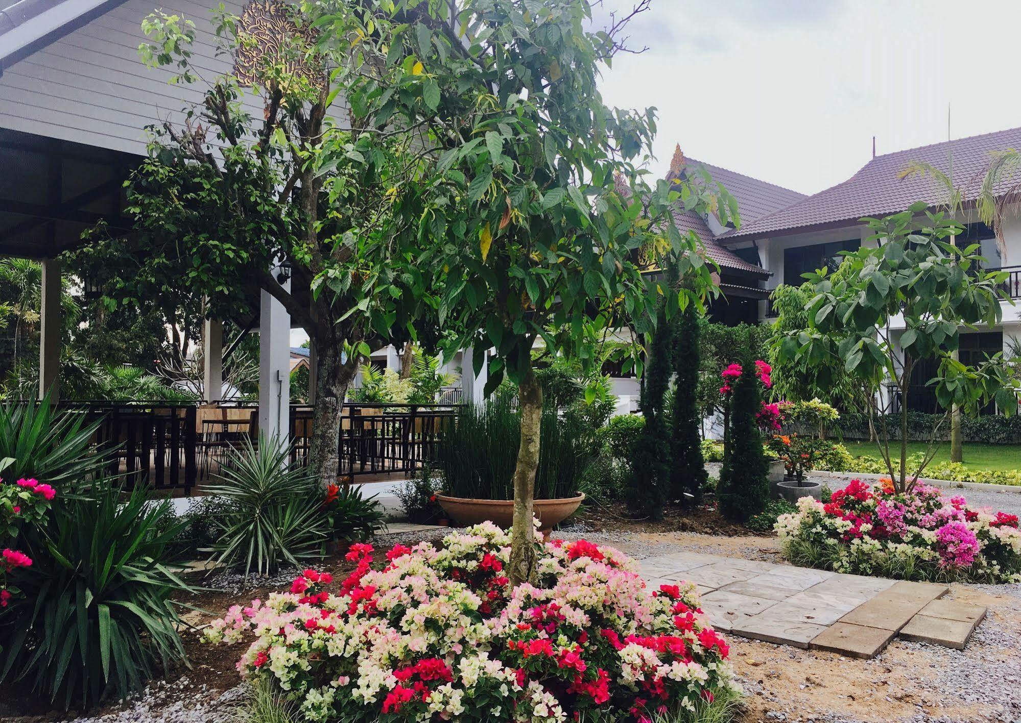 Radateeree Resort Chiang Mai Luaran gambar